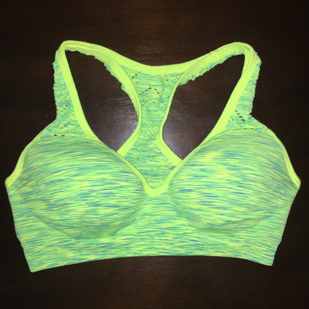 Victoria’s Secret PINK ultimate sports bra